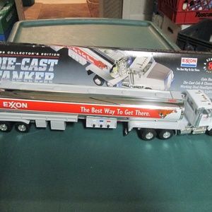 EXXON 1999 TANKER TRUCK